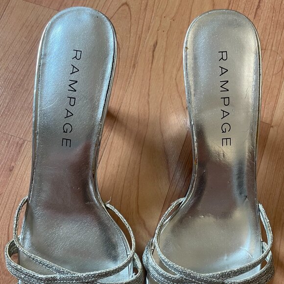 Rampage Metallic Silver Heels - Picture 5 of 5